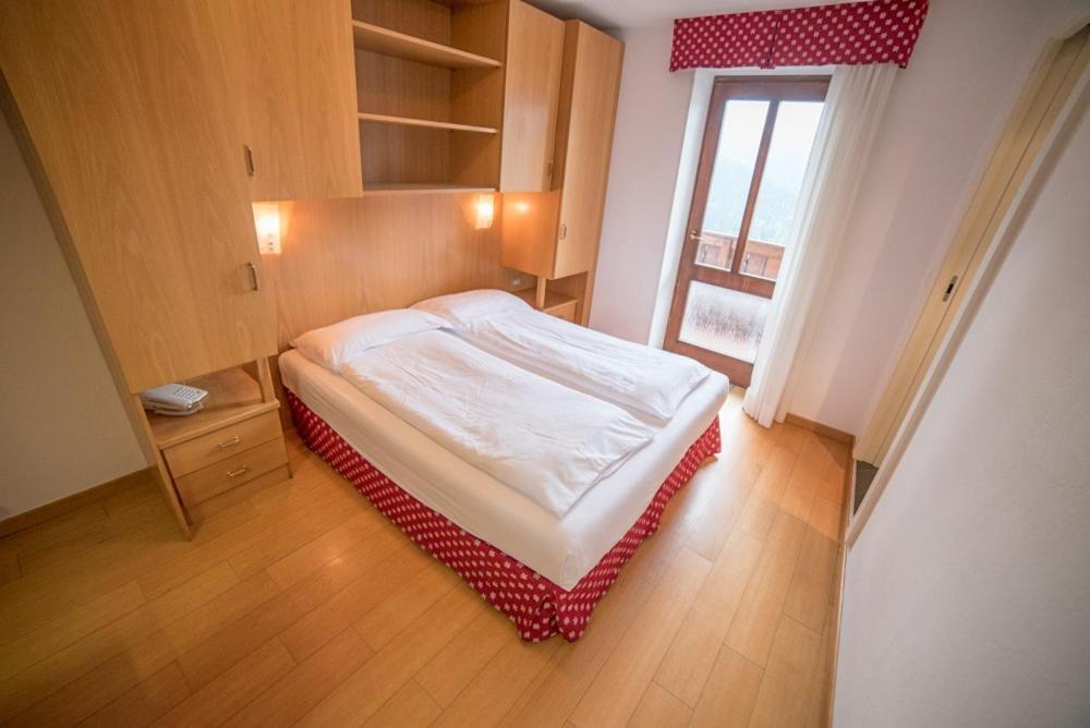 Hotel Due Spade Folgaria Esterno foto