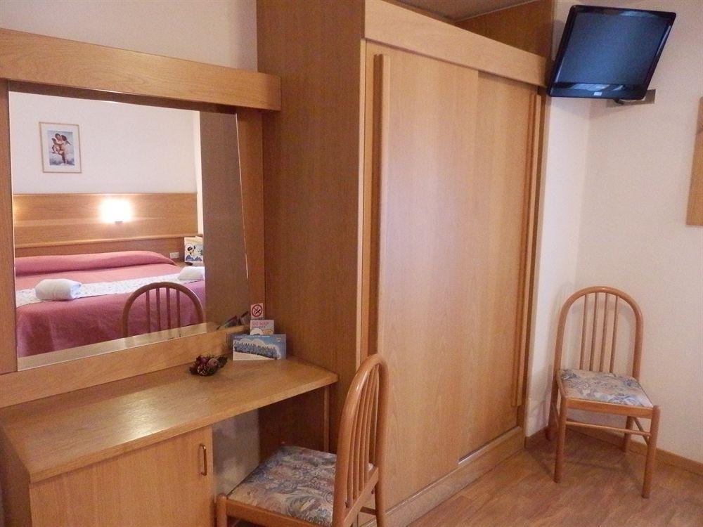 Hotel Due Spade Folgaria Esterno foto