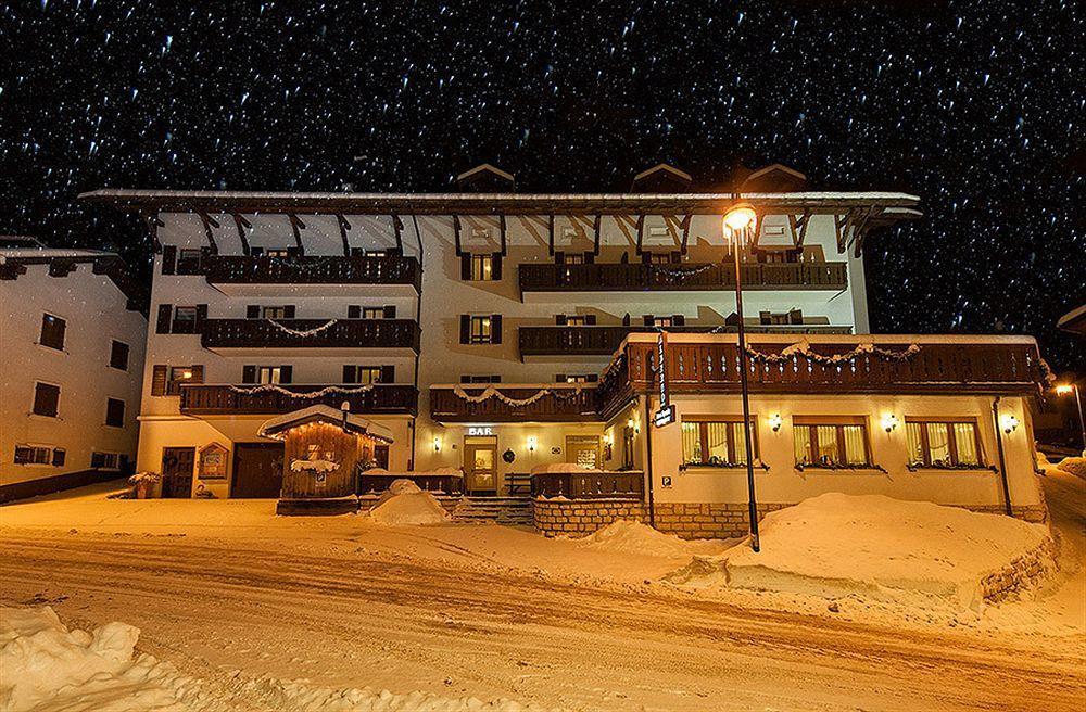 Hotel Due Spade Folgaria Esterno foto